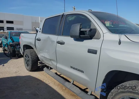 2018 Toyota Tundra Sr5 5.7L V8 from USA, damaged, VIN 5TFEY5F1XJX236045